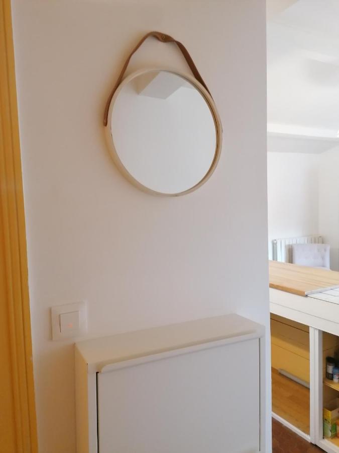Studio avec balcon au pied du Rocher d'Aiguilhe Appartamento Le Puy-en-Velay Esterno foto